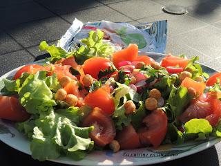 http://recettes.de/salade-composee-aux-boules-de-soja-barbecue