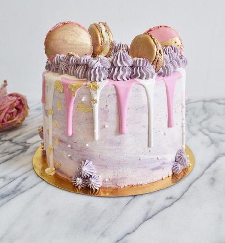 Layer cake glaçage coulant bi color 