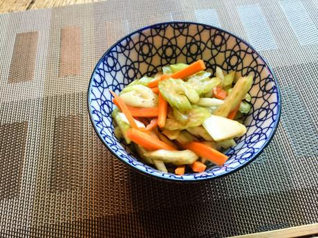 Soyons zen – Salade de céleri et de carotte japonaise