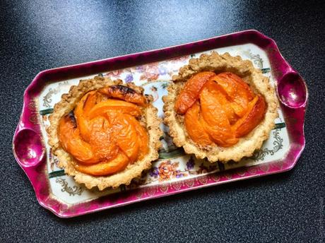 Lutsubo Express – Tartelettes aux abricots