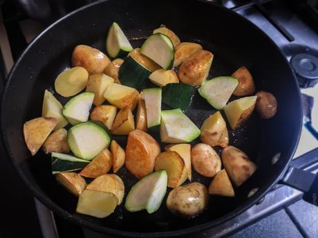 Bols japonais – Pommes de terre nouvelles (et courgette)