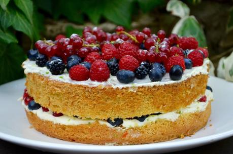 Gâteau aux fruits rouges