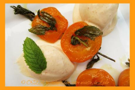 Abricot poêlé à la menthe et sa crème glacée