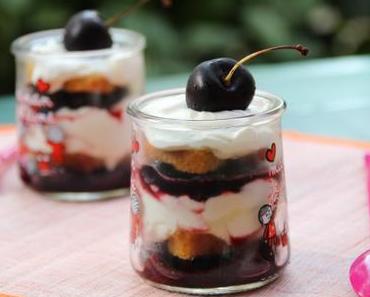 Verrine gourmande aux cerises Bigarreau