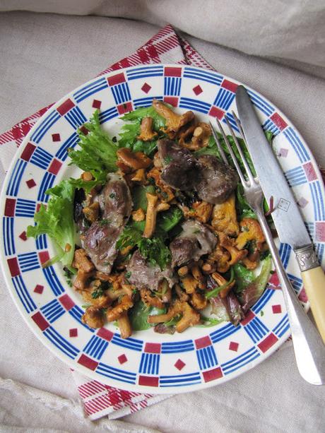 Salade de girolles aux gésiers confits