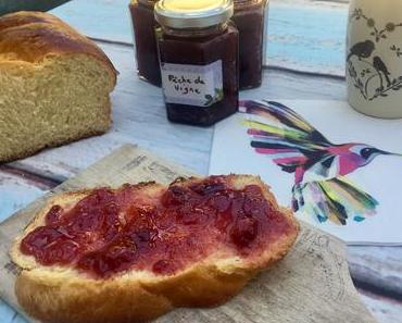Confiture de pêches de vigne