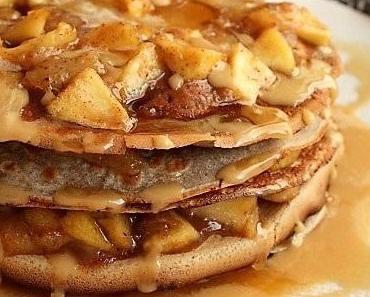 Gâteau de crêpes aux pommes et poires, bio {sans gluten / sans oeufs / végétarien}