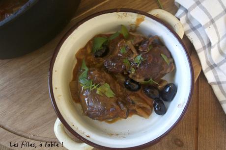 Joues de porc à l’Irouléguy, fenouil et olives