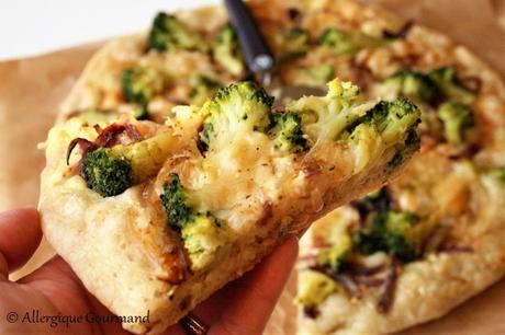 Pizza crème- brocolis, Bio {sans gluten, sans oeufs, végétarien}