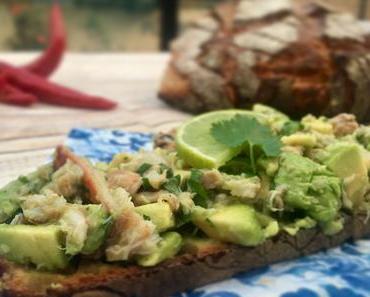 Tartines d’avocat au crabe ♨︎