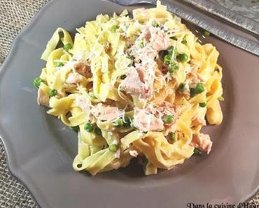 Tagliatelles façon Alfredo au saumon et petits pois / Salmon and green peas Afredo fettuccine