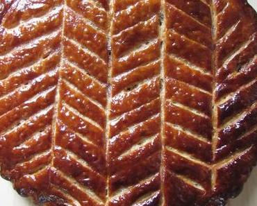 Galette des rois aux pépites de chocolat.
