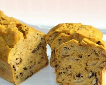 Cake salé à la courge butternut, endives & noix