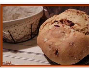 Pain cocotte aux Cranberries