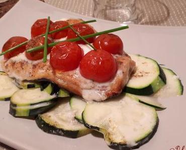 Saumon au lait de coco sur lit de Courgette
