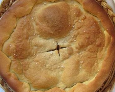 Tourte aux courgettes, poivrons et scamorza