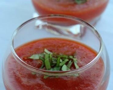 Verrines de soupe de tomates au basilic, Bio