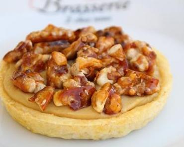 Tartelette à la crème au café et noix caramélisées