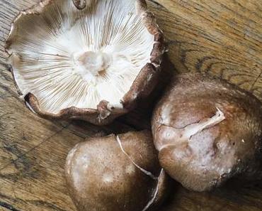 Champignons parfumés – Shiitake poêlés, zeste de yuzu