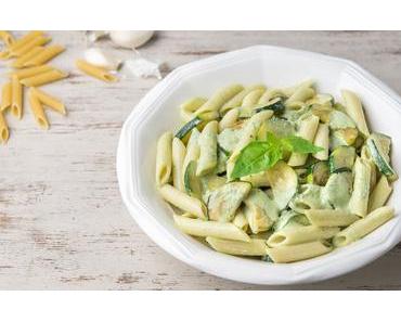 Penne aux courgettes et aux champignons