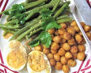 Haricots verts, pois chiches & oeuf dur au gomasio