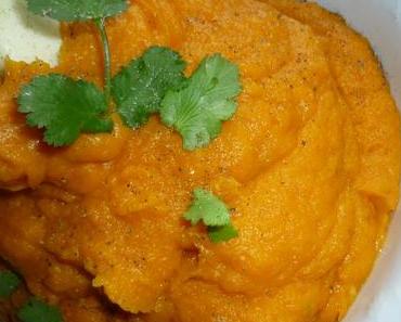 PUREE DE CAROTTES ET DE PATATES DOUCES A L'AIL